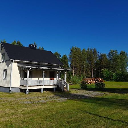 فيلا House Next Door The Arctic Circle Överkalix المظهر الخارجي الصورة